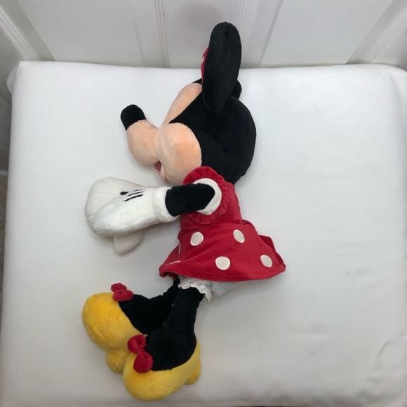Disney Store Minnie Mouse Plush Stuffed Animal 18" Foot Disney Store Stamp - Picture 5 of 10